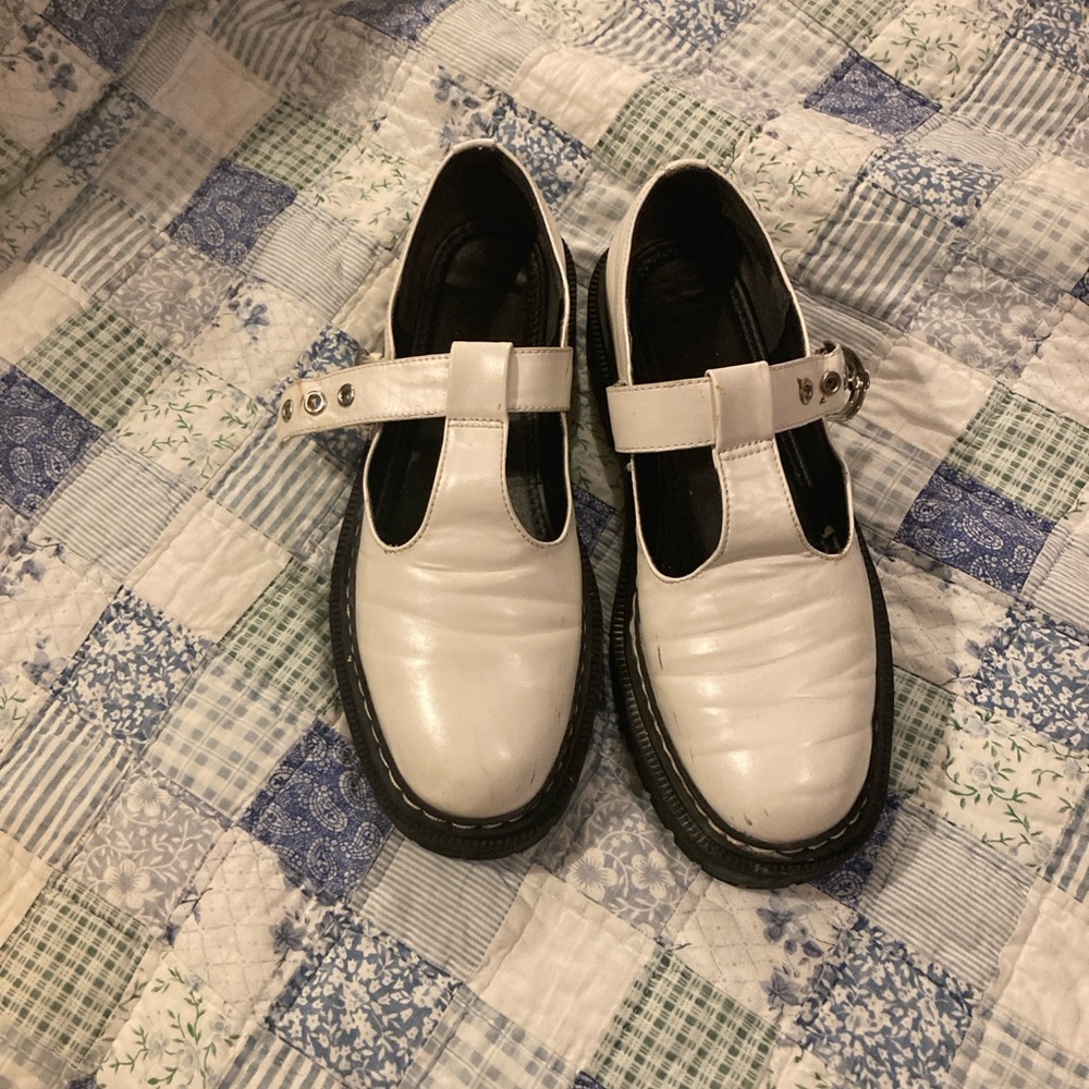 Circus by Sam Edelman White Chunky Buckle Emilia Loafers size 10